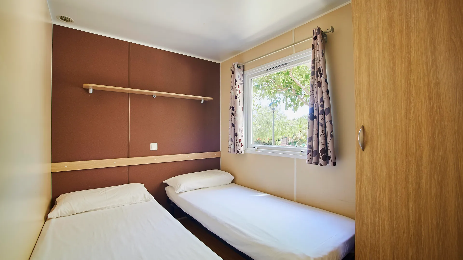 Alannia Costa Dorada Hotel Platja de l'Almadrava 2*,  Spain
