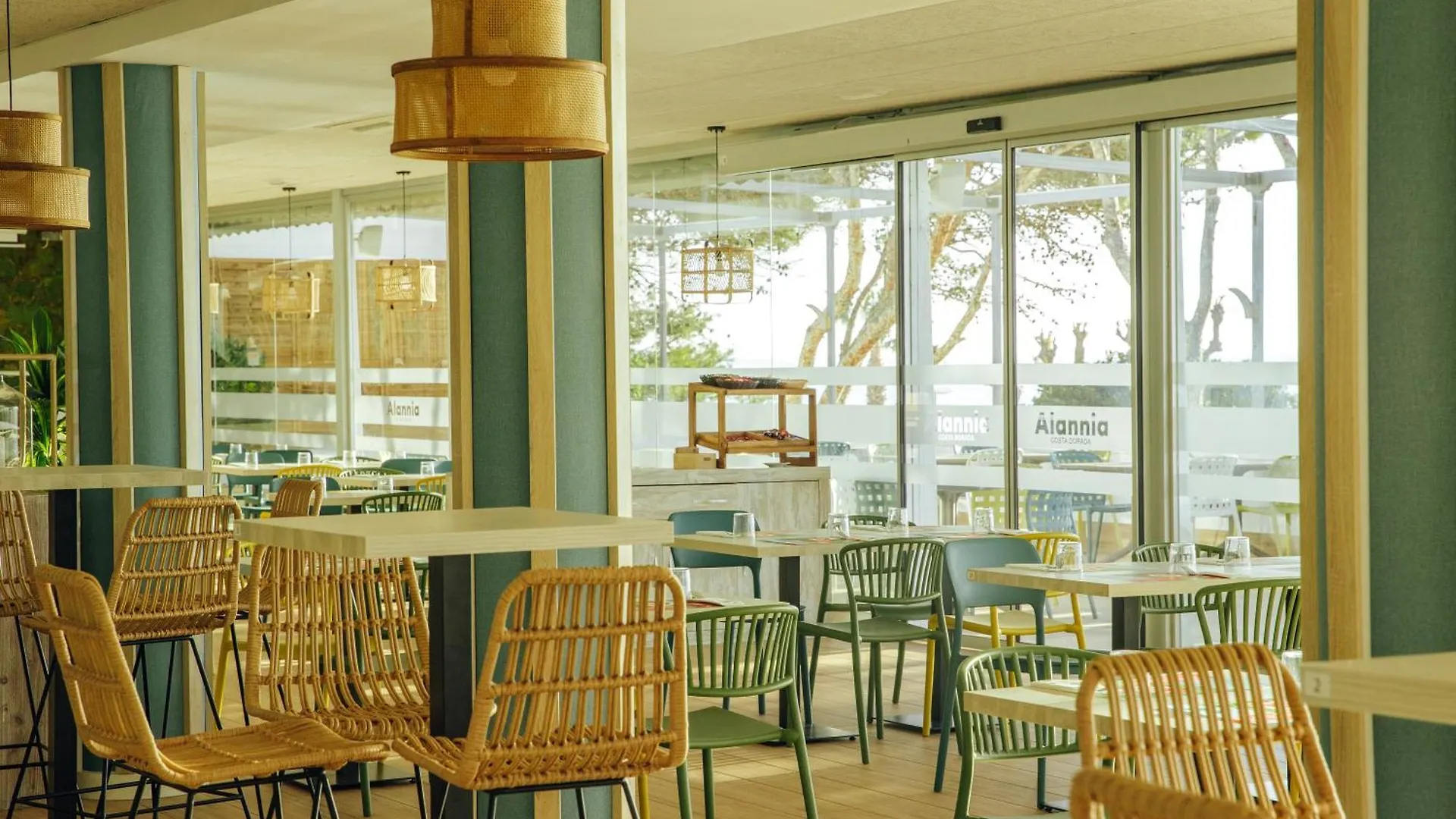 Alannia Costa Dorada Hotel Platja de l'Almadrava Campsite