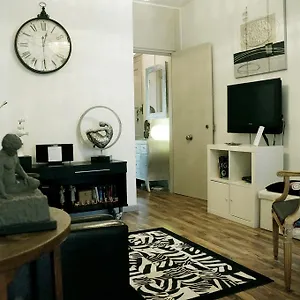  Apartment Lempika